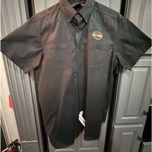 Harley Davidson short sleeve shirts size XLarge $35  each.